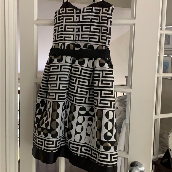 Brand new unworn strapless cocktail dress - Picture 2 of 5